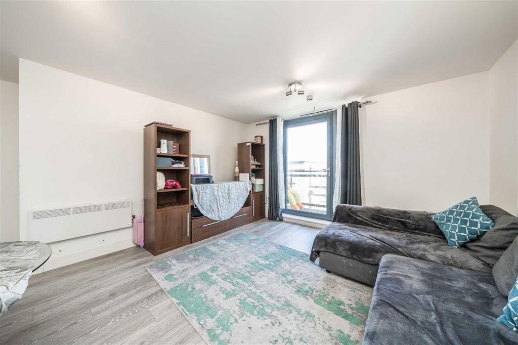 Property photo 2 of 6