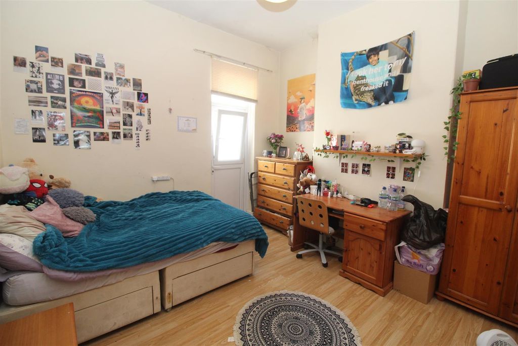 Property photo 2 of 15 Dfuhjul2Lkqqrgduvjmhdq.Jpg