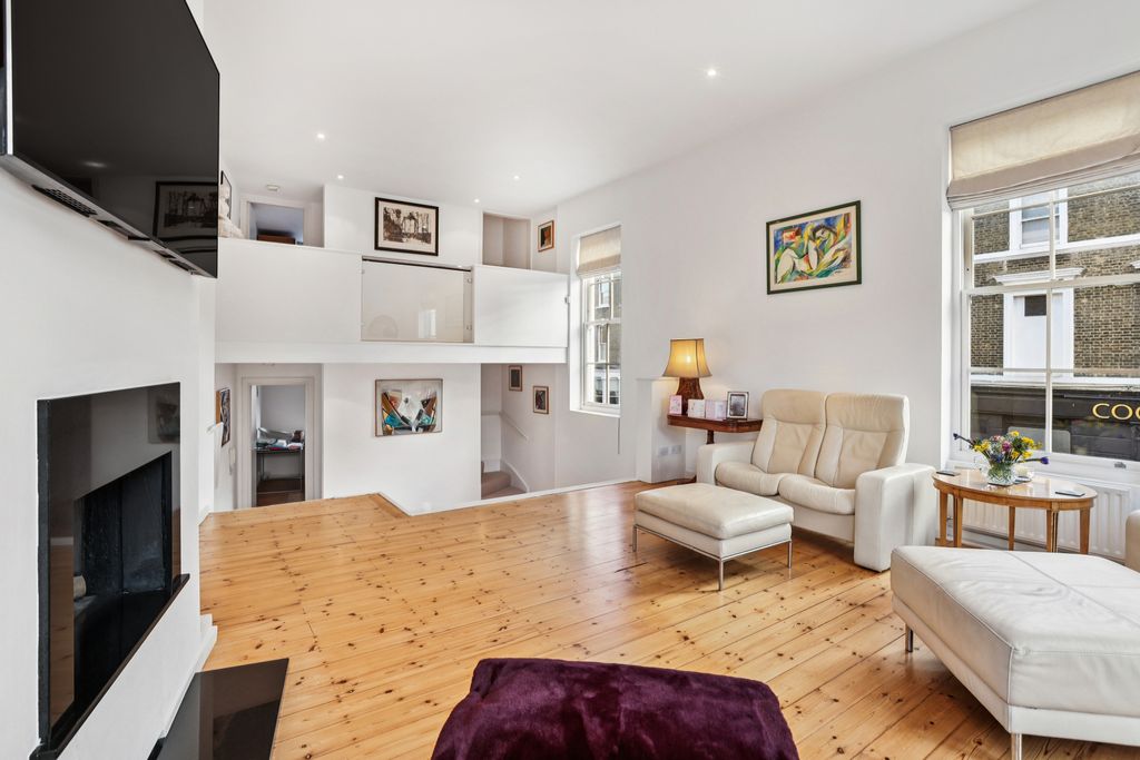 Property photo 2 of 31 Reception