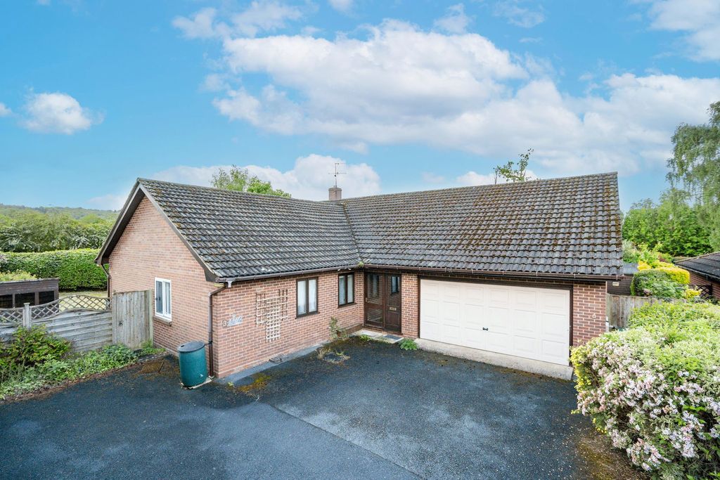 Property photo 1 of 20