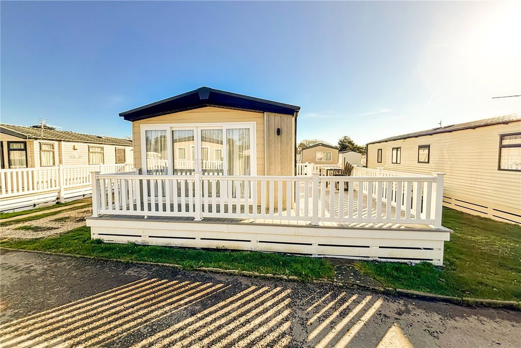 Property photo 1 of 15 Picture No. 17