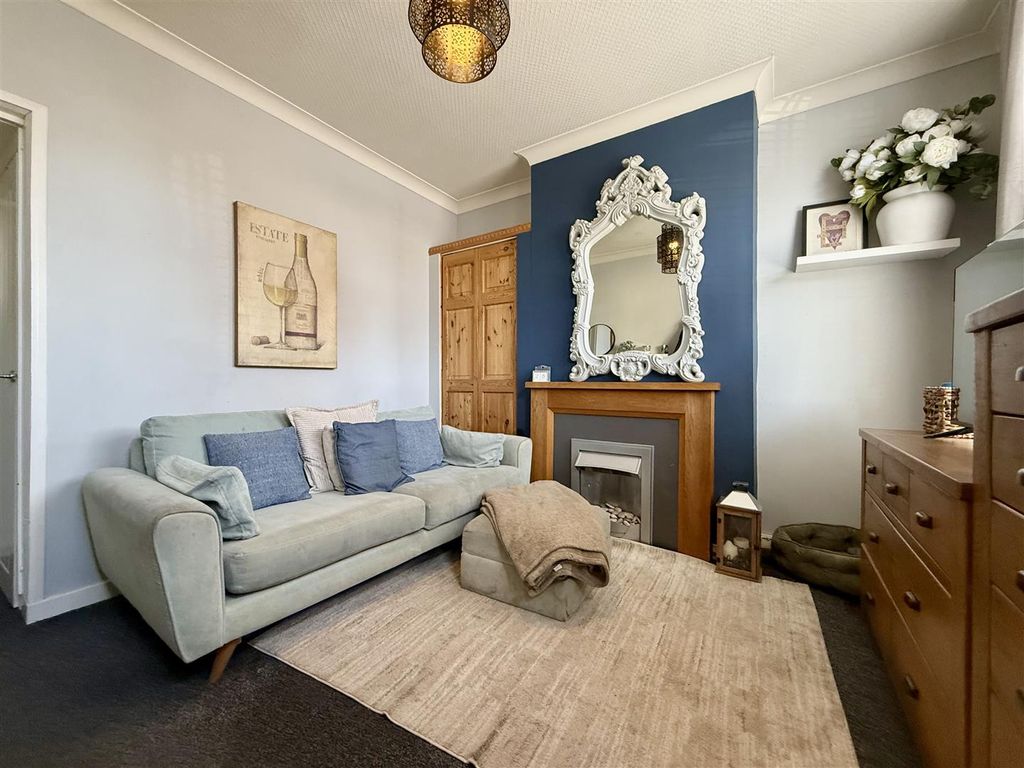 Property photo 3 of 15 3