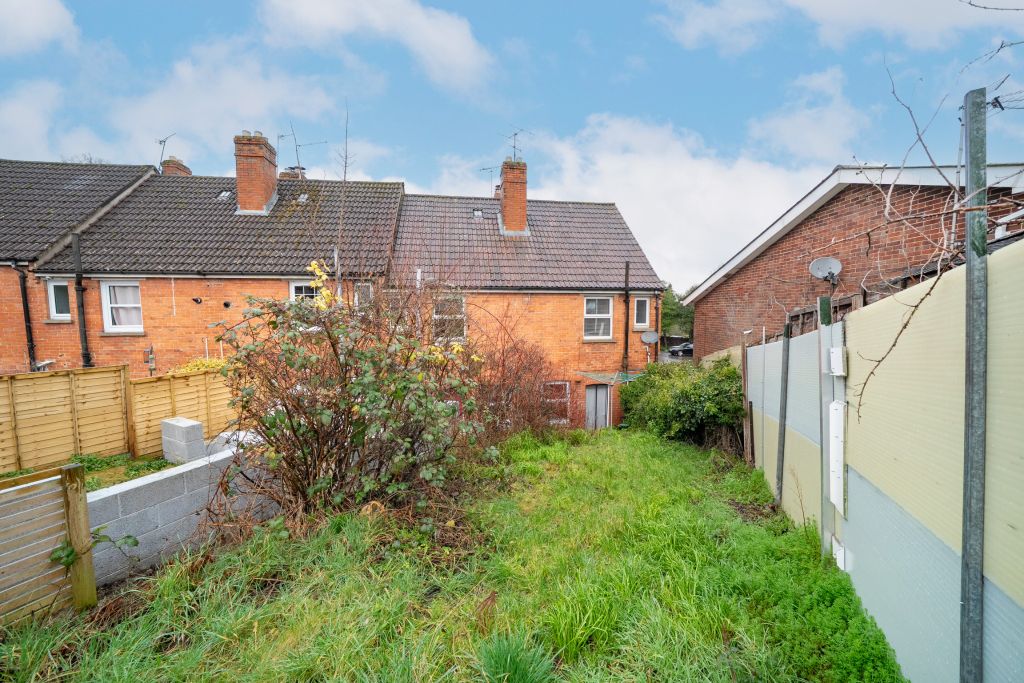 Property photo 2 of 23