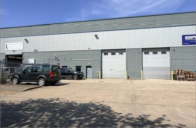 Property photo 1 of 3