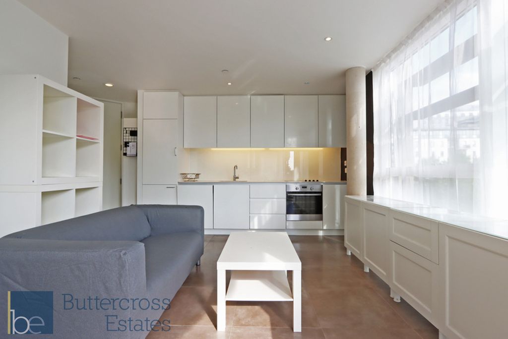 Property photo 3 of 17 Living Area