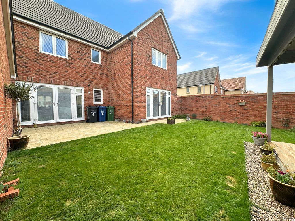 Property photo 2 of 28 Rear Aspect