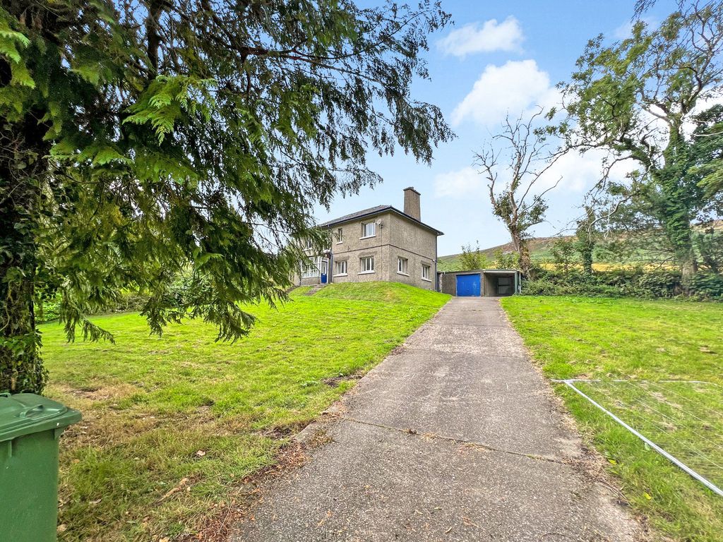 Property photo 3 of 38 Reservoir House, West Baldwin