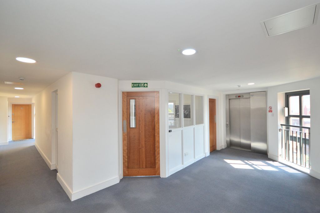 Additional image 17 of 4 bed flat for saleRedcliff Backs, Bristol BS1