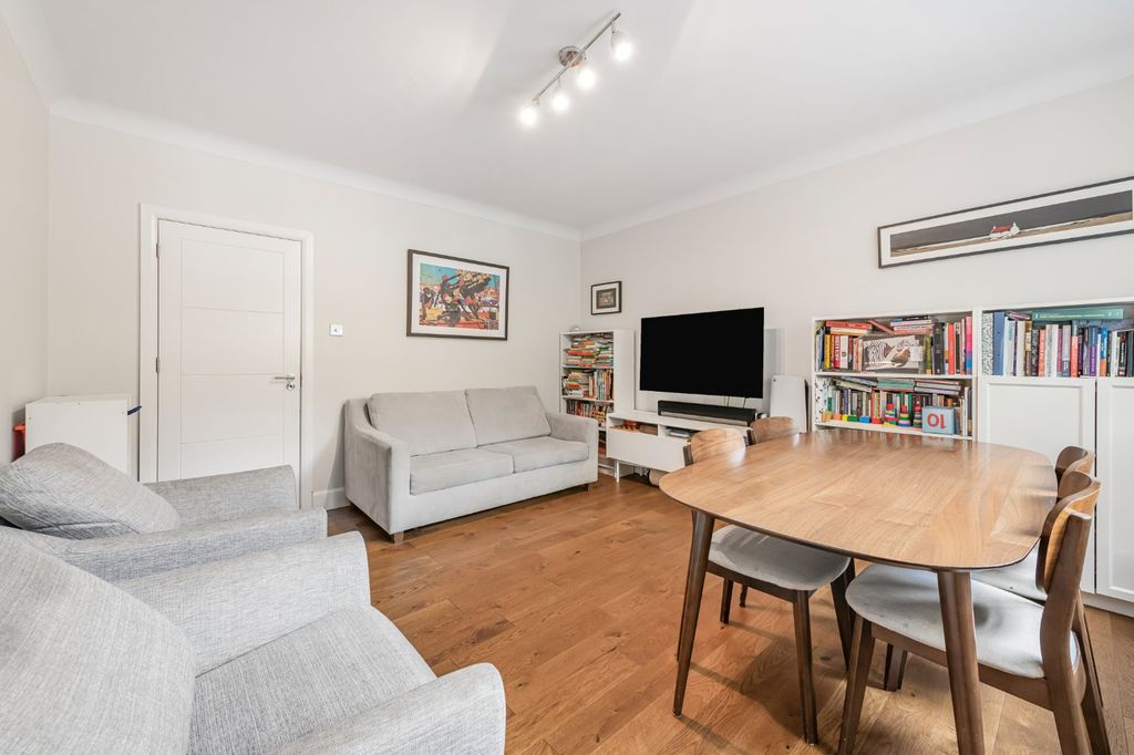 Property photo 2 of 16 Picture No. 31