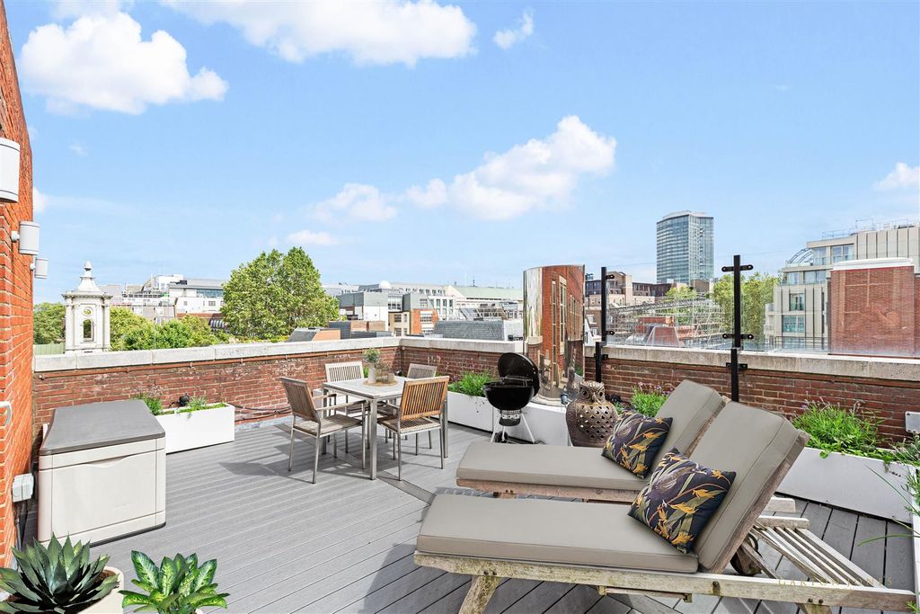 Property photo 2 of 15 Terrace.Jpg