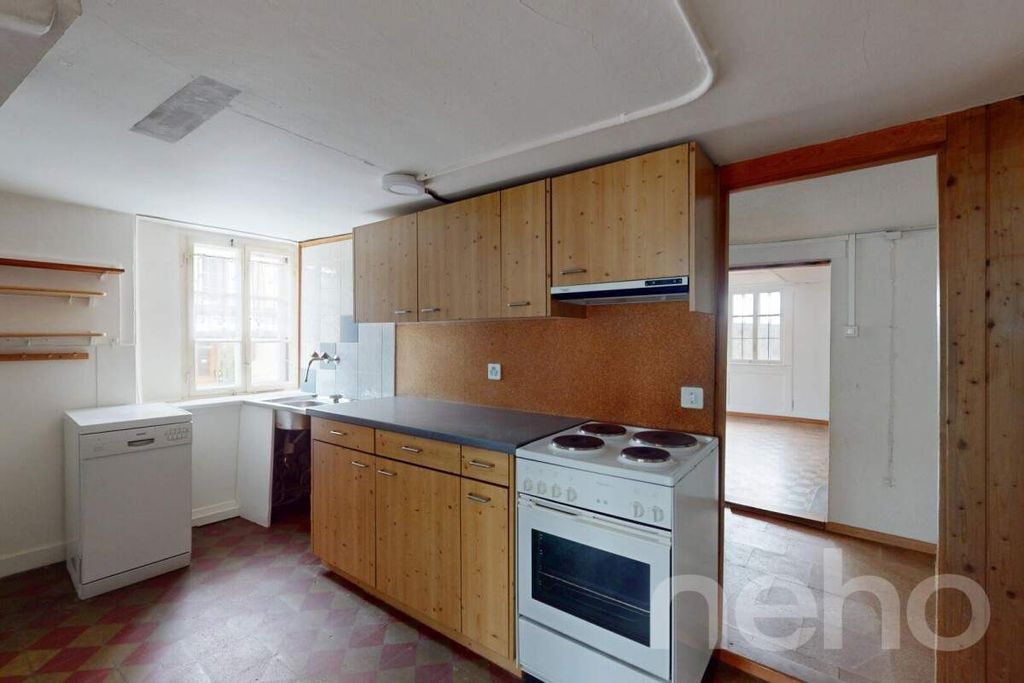 Property photo 3 of 13
