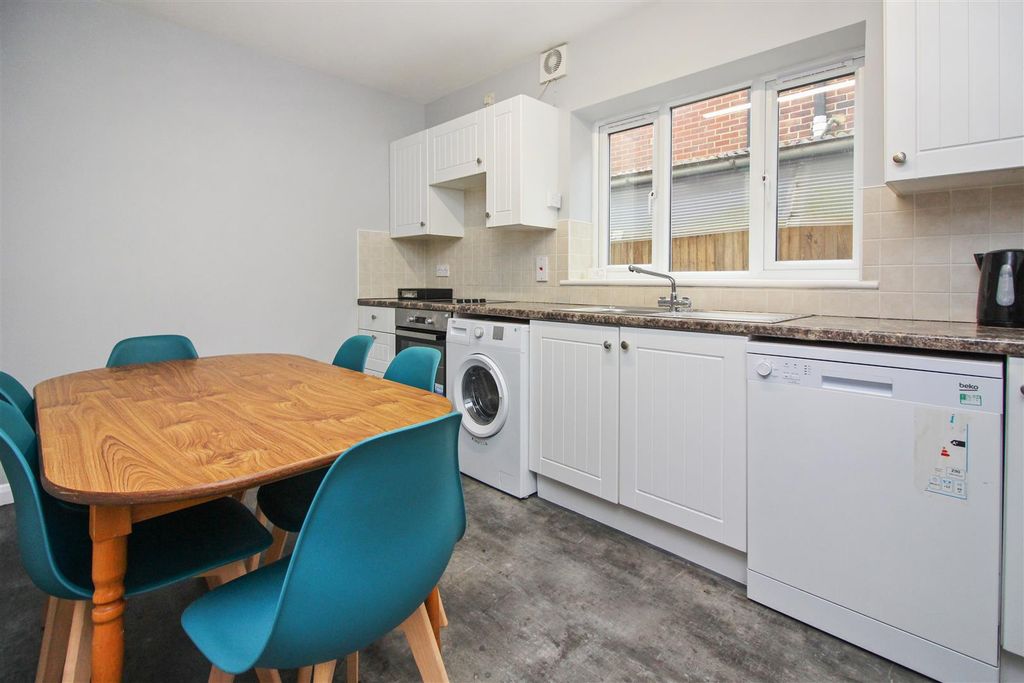 Property photo 2 of 15 Picture 2