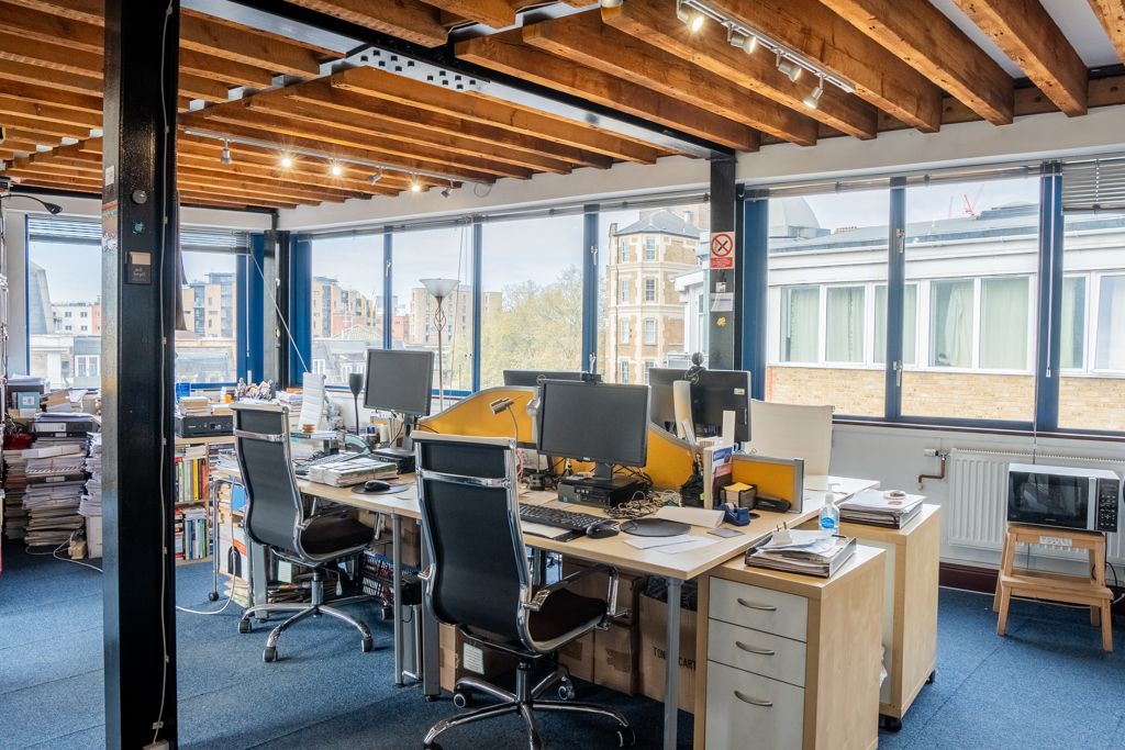 Property photo 2 of 7 Photo 2