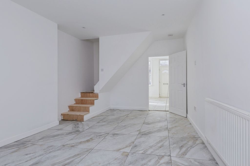 Property photo 1 of 17 Photo