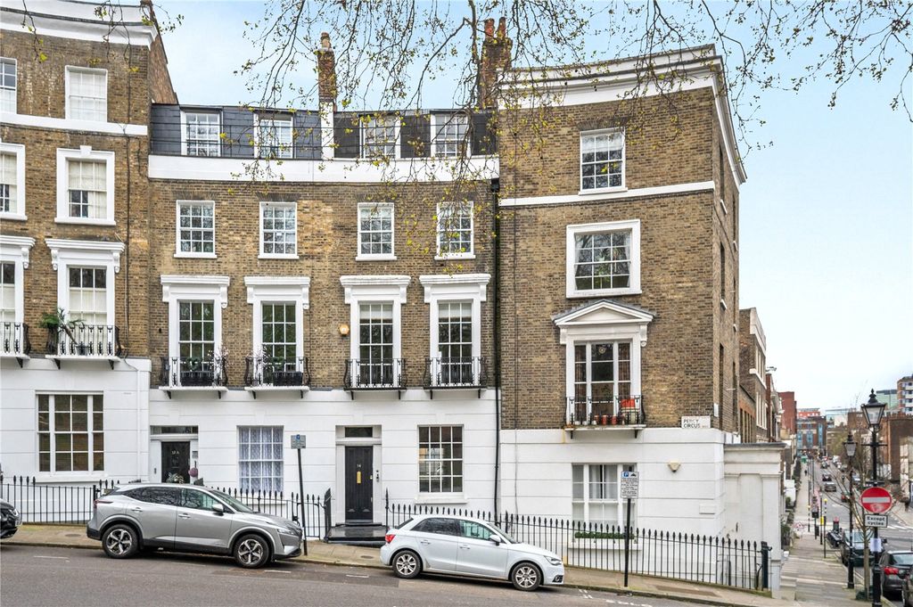 Property photo 1 of 29 External