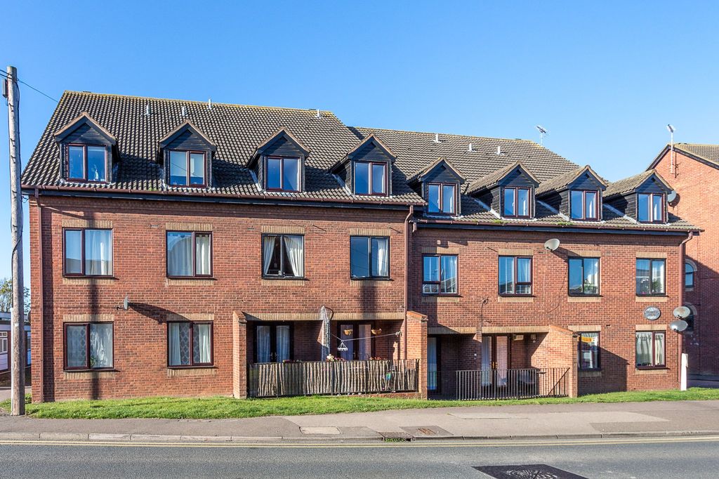 Property photo 1 of 5 Front Of Block