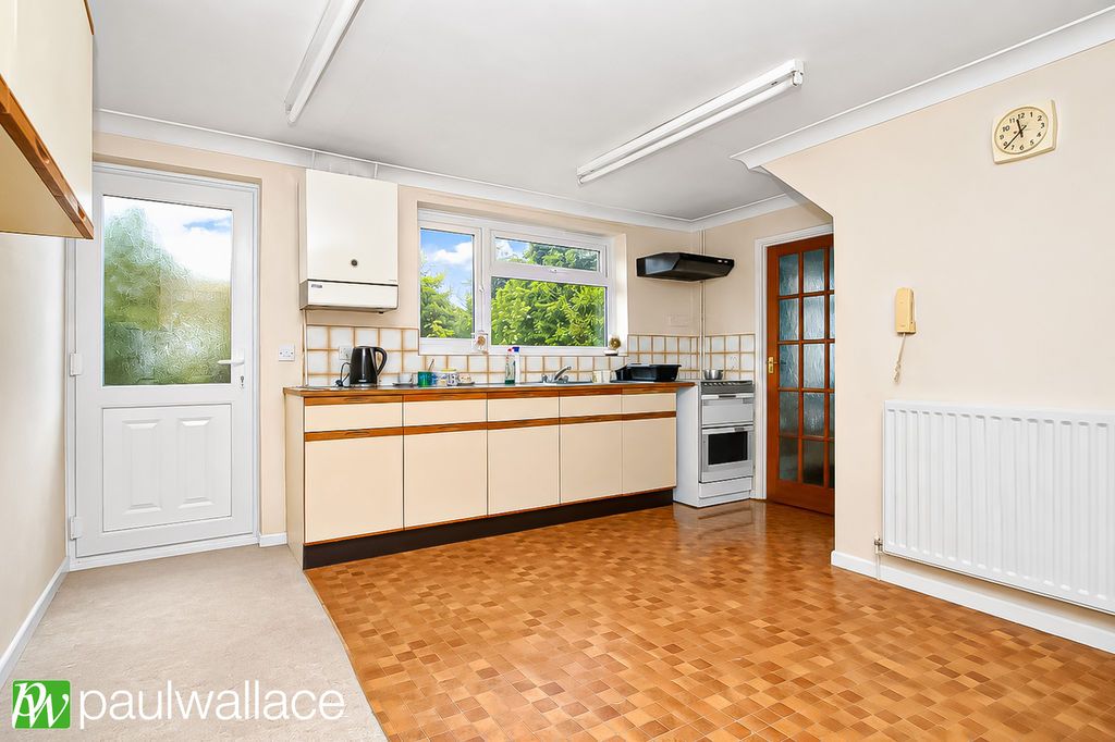 Property photo 3 of 11 Kitchen / Diner