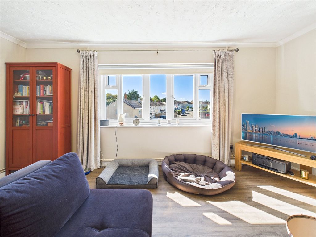 Property photo 3 of 18 Picture No. 20