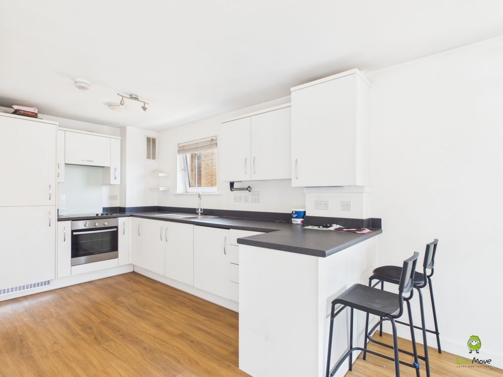 Property photo 3 of 8 Presented By Clinton At Ewemove Bexleyheath And Da