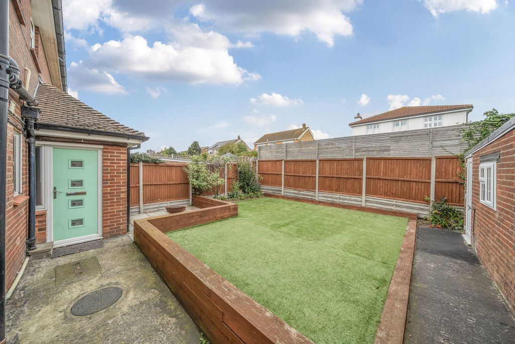 Additional image 17 of 2 bed flat for saleRoyal Esplanade, Ramsgate CT11