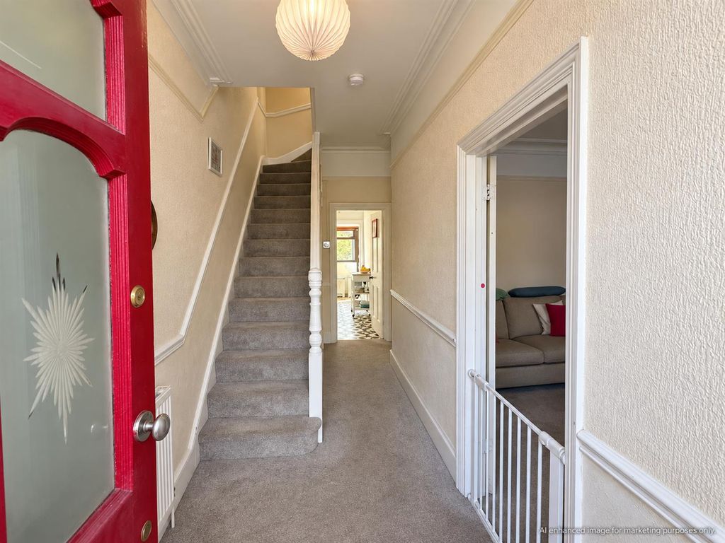 Property photo 2 of 13 2.Png