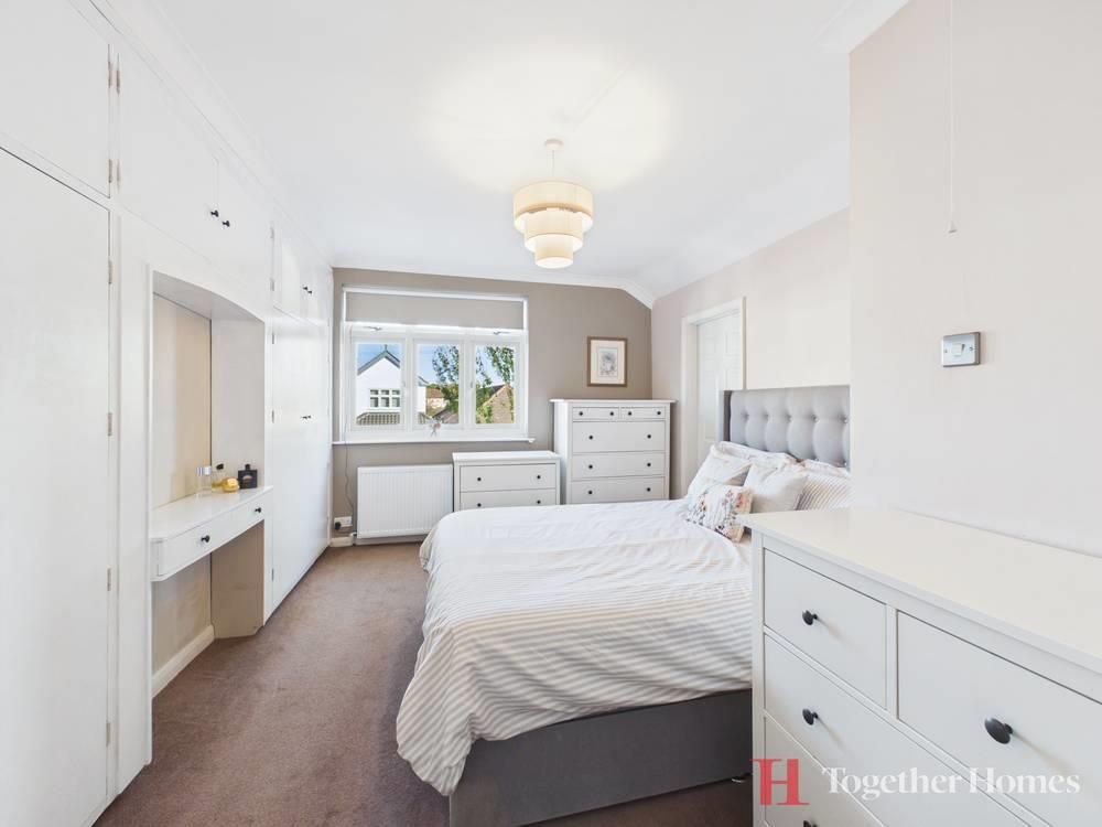 Additional image 19 of 4 bed semi-detached house for saleBlacksmiths Lane, Rainham RM13