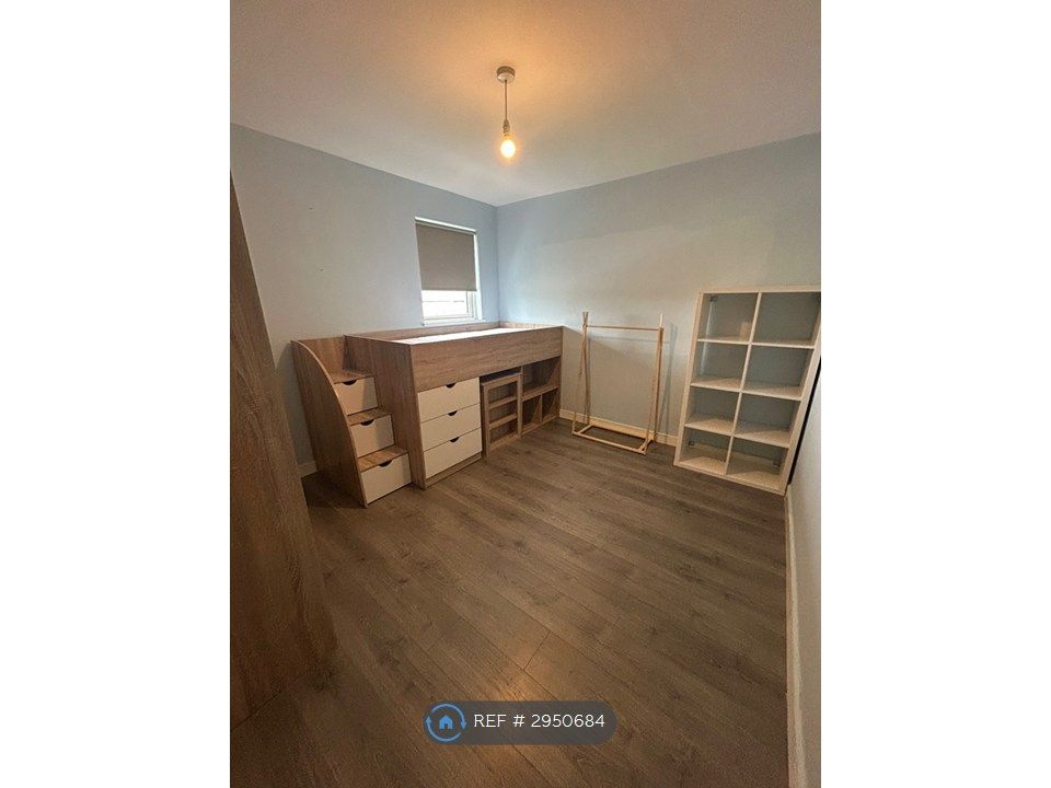 Property photo 3 of 26