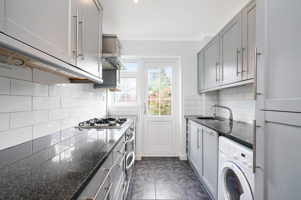 Property photo 3 of 10 Dsc08003Ed_Lge.Jpg