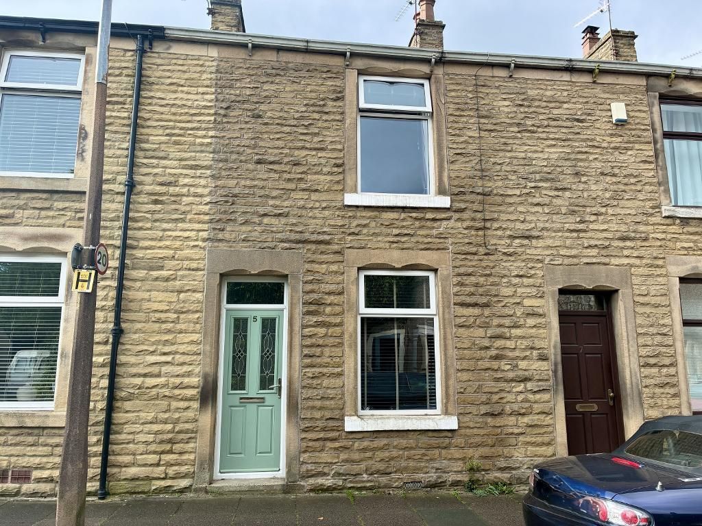 Property photo 1 of 18
