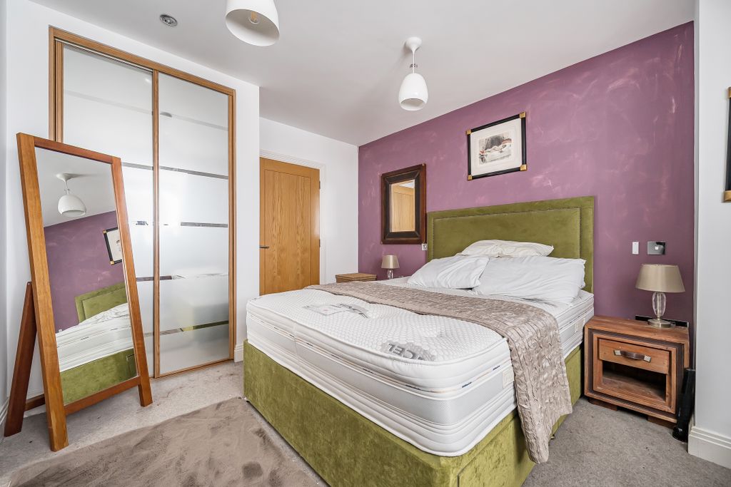 Property photo 3 of 12 Bedroom 1