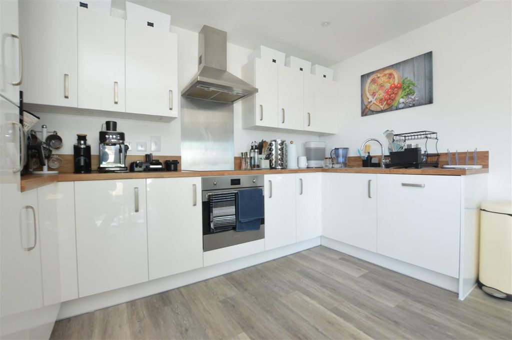 Property photo 2 of 11 Dsc_1235.Jpg