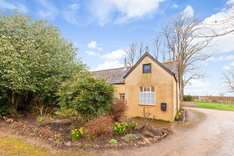 Property photo 1 of 10 185470