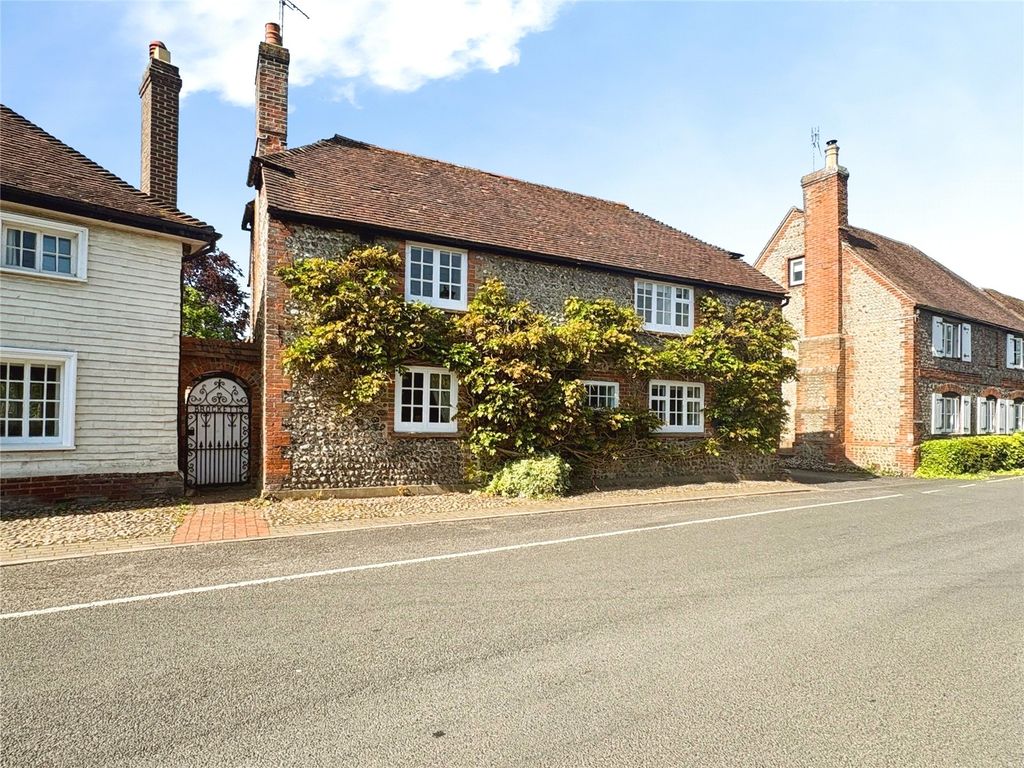 Property photo 1 of 33 Picture No. 51