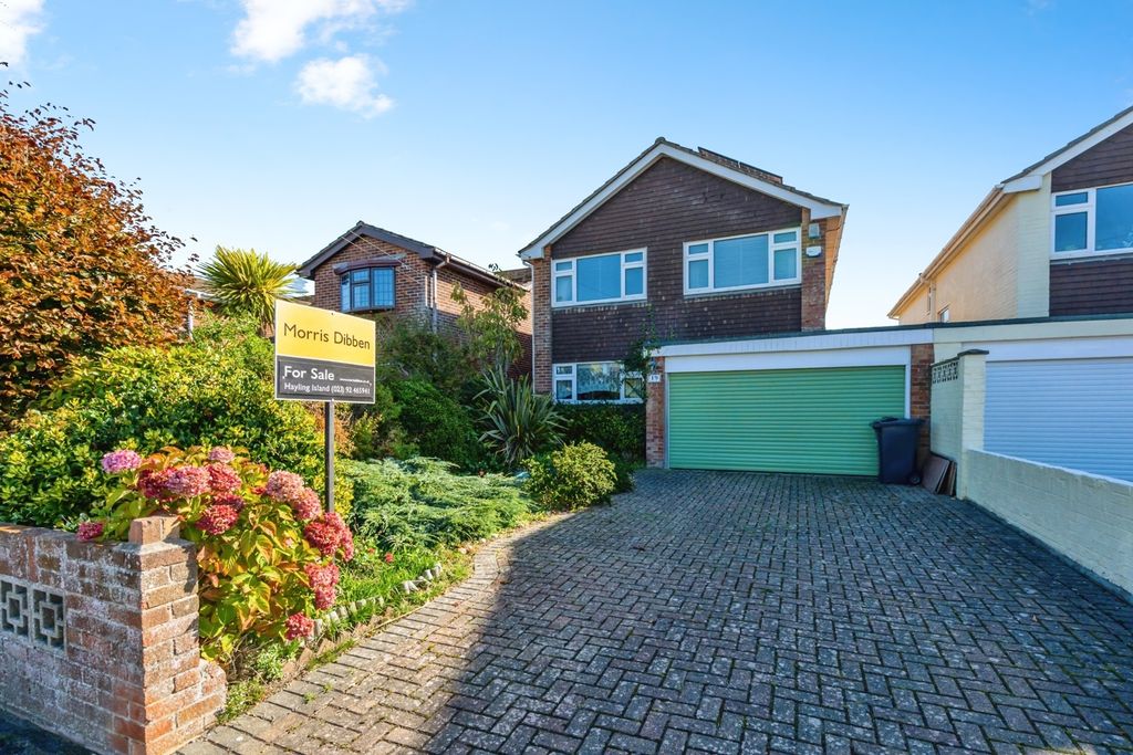 Property photo 1 of 17 Photo