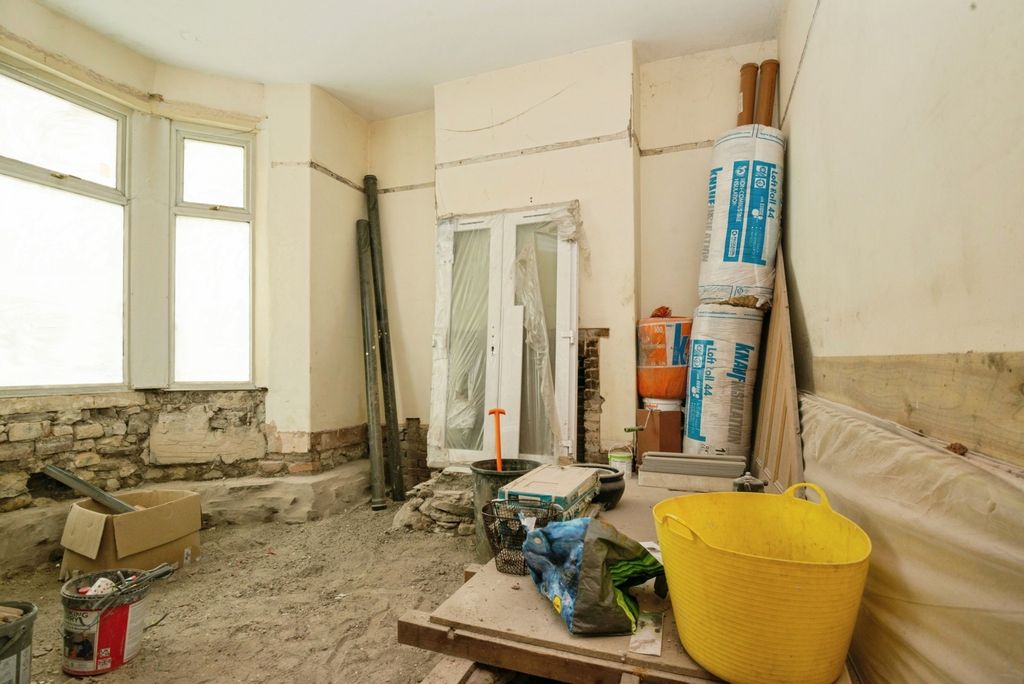 Property photo 2 of 18 Pbox-Img.Jpg
