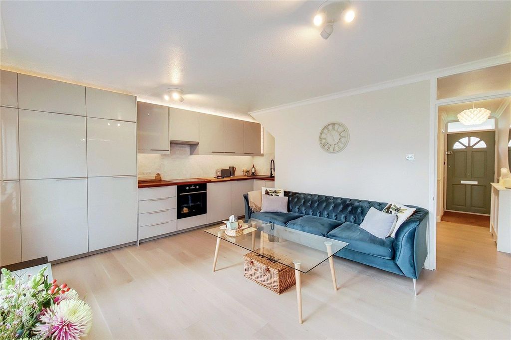 Property photo 2 of 12 2.Jpg