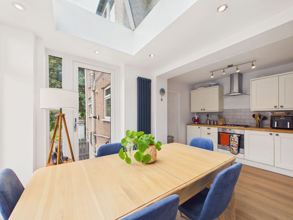 Property photo 2 of 13 Dining Kitchen