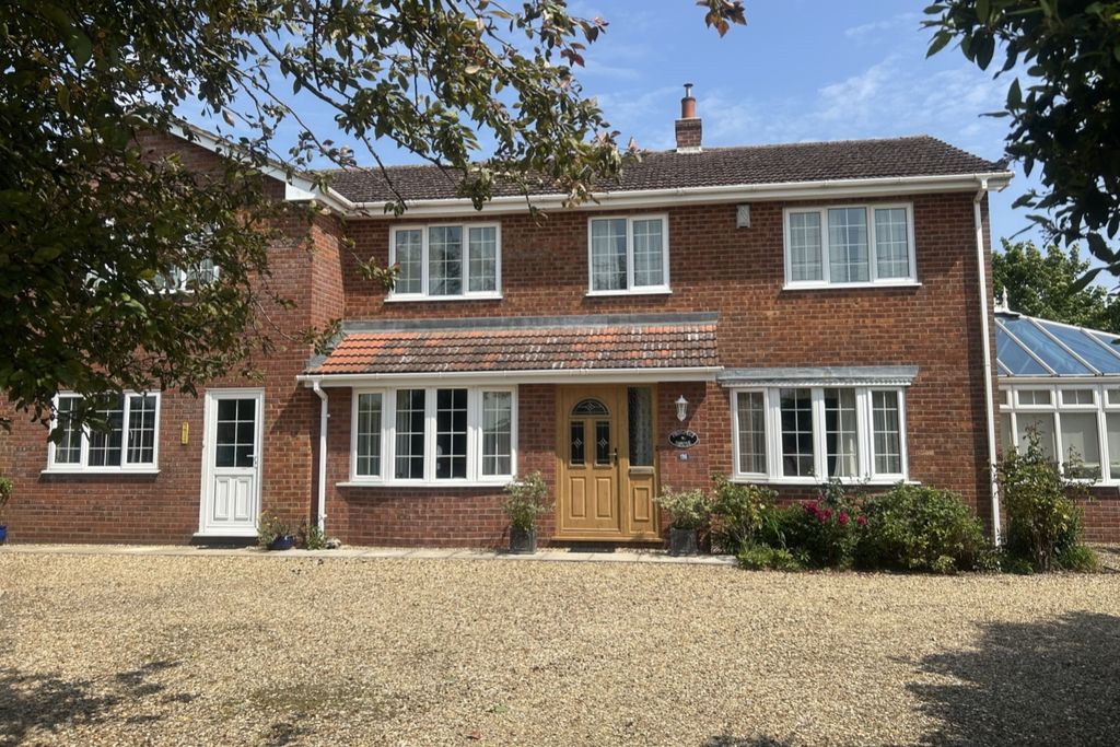 Property photo 1 of 46 Img_7328