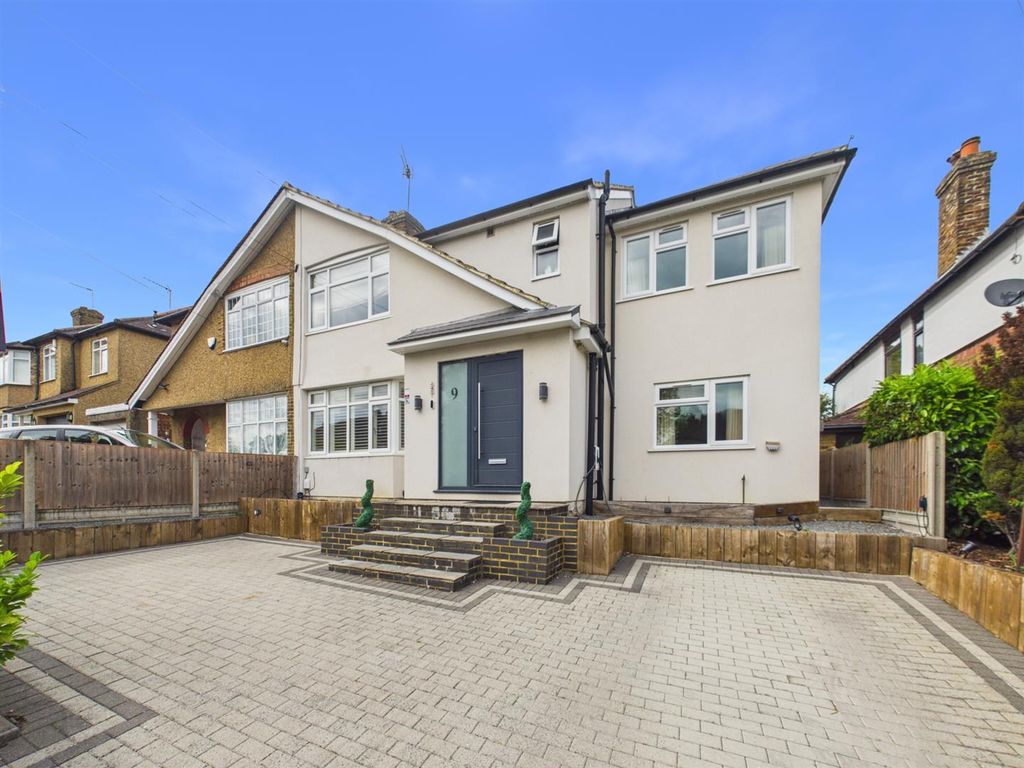 Property photo 1 of 21 B0ee938F0452432Ca83A9Aee175c7d31_100_Cam05080G0-Pr