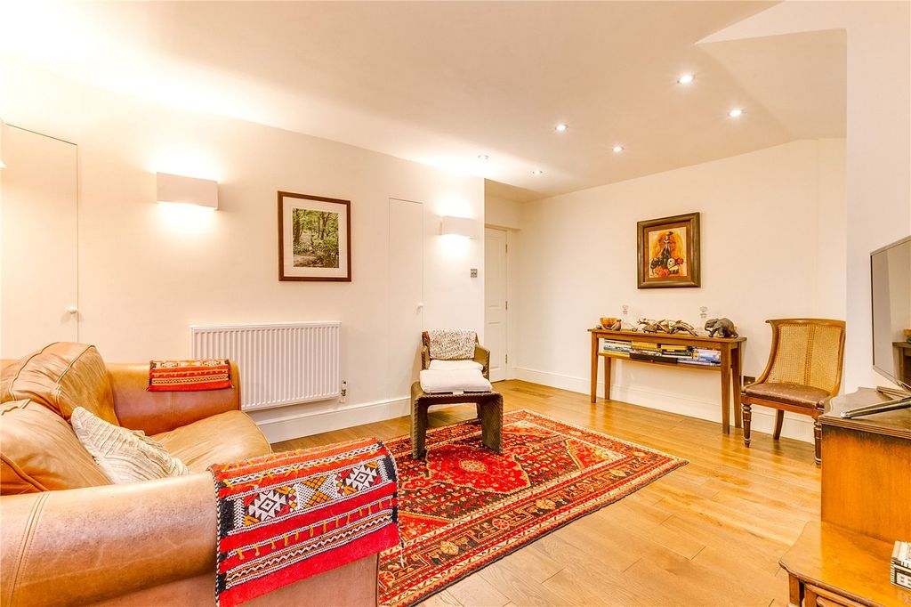 Property photo 3 of 13 Reception Room