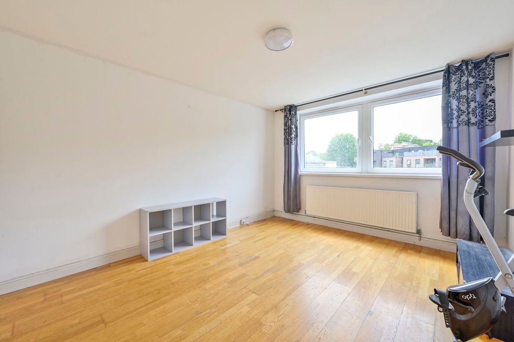 Property photo 1 of 7