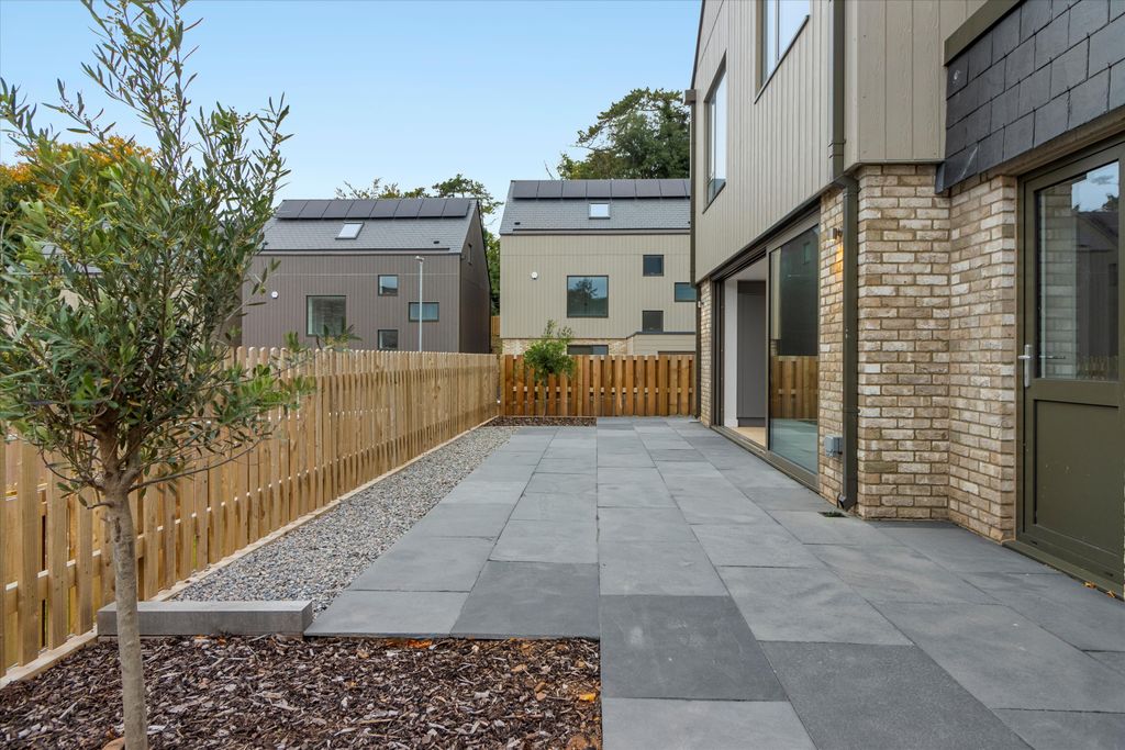 Property photo 1 of 20 Image