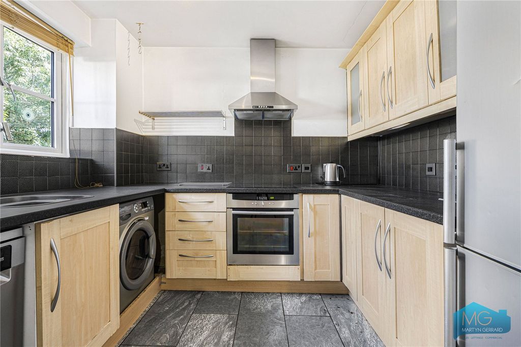 Property photo 3 of 15 Picture No. 09