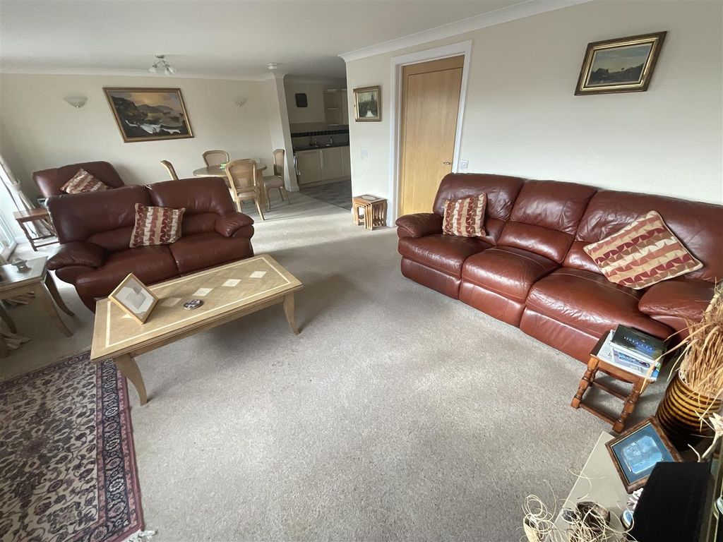 Property photo 2 of 18 Img_0977.Jpg