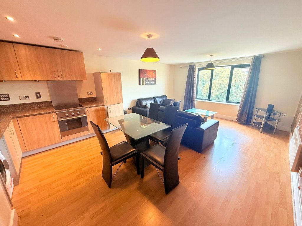 Property photo 2 of 9 Picture No. 06
