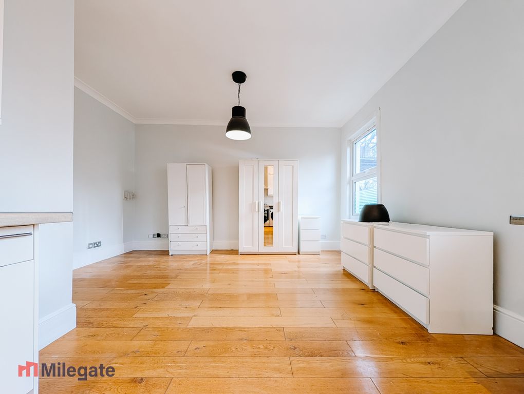 Property photo 2 of 9 Photo 2