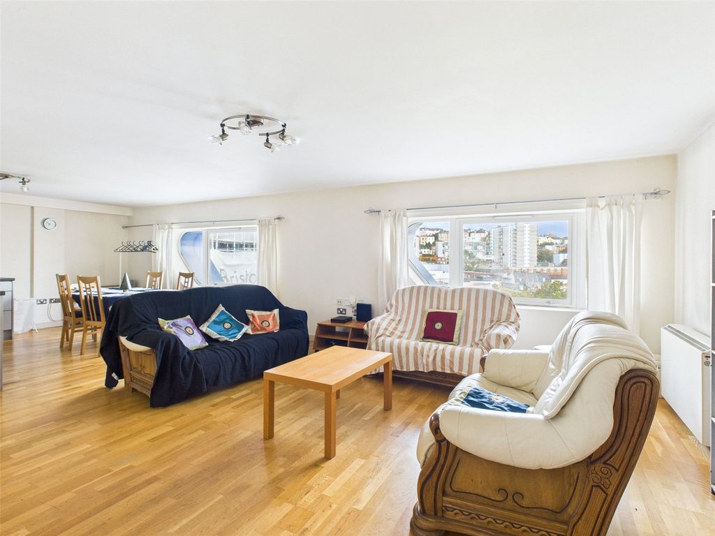 Property photo 1 of 11 Picture No. 25