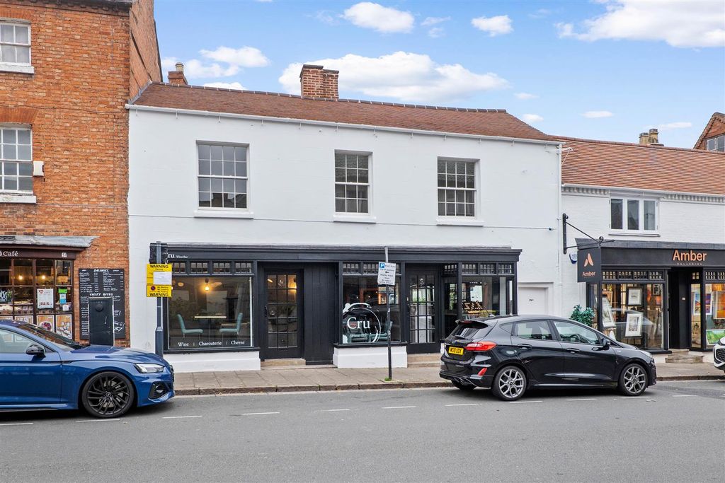 Property photo 1 of 6