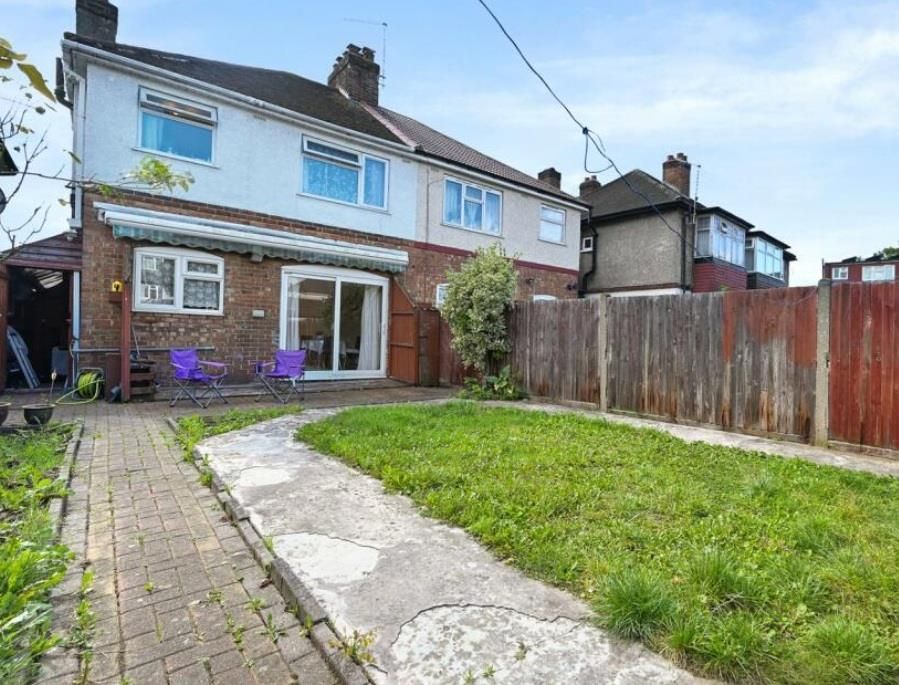 Property photo 3 of 10