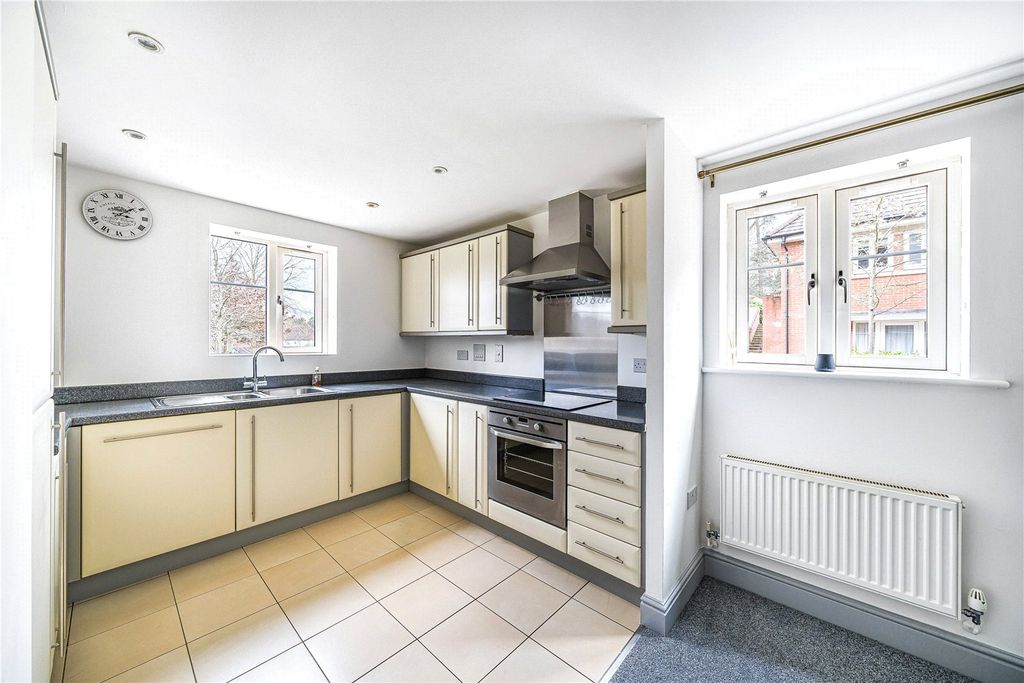 Property photo 2 of 11 Picture No. 05